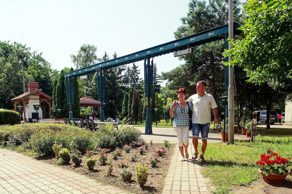 Hotel Nagyerdo Debrecen Dış mekan fotoğraf